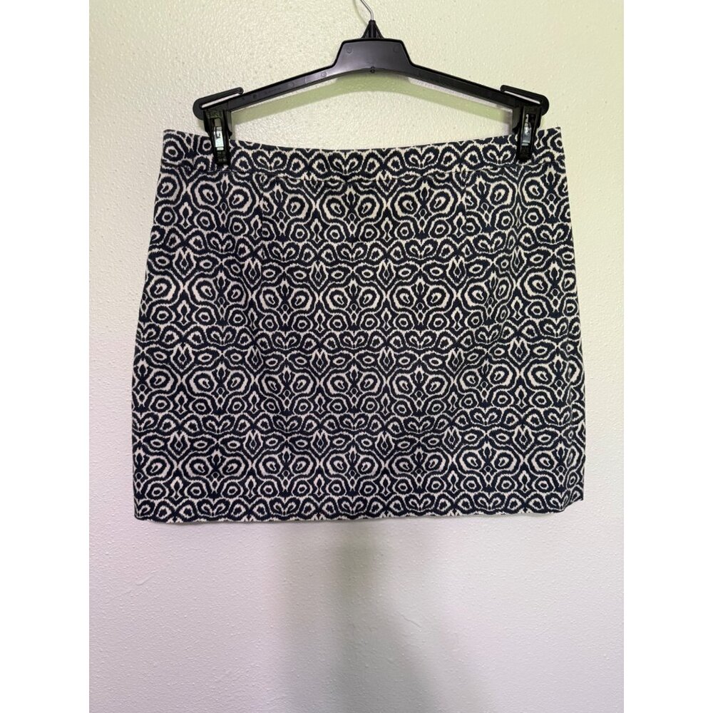J Crew Mini Skirt White Blue Patterned Pockets Side Zip Womans 6 - Picture 2 of 4